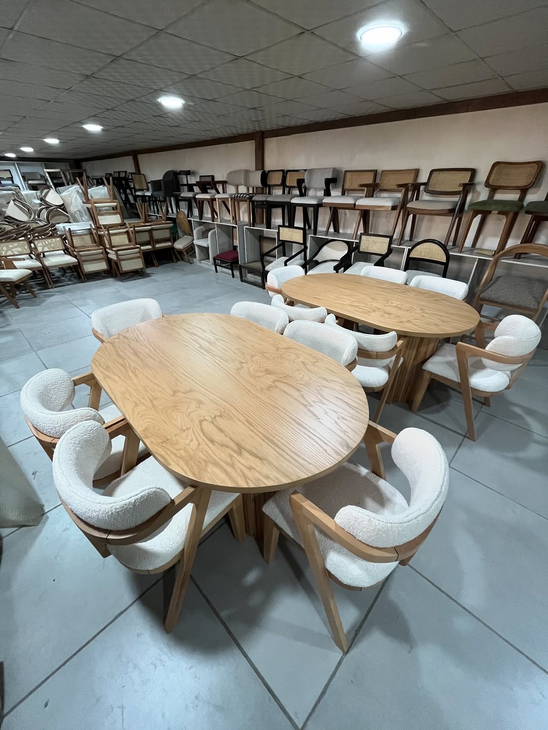 HANNAH MODERN OVAL DINING SET (6 SEATER)